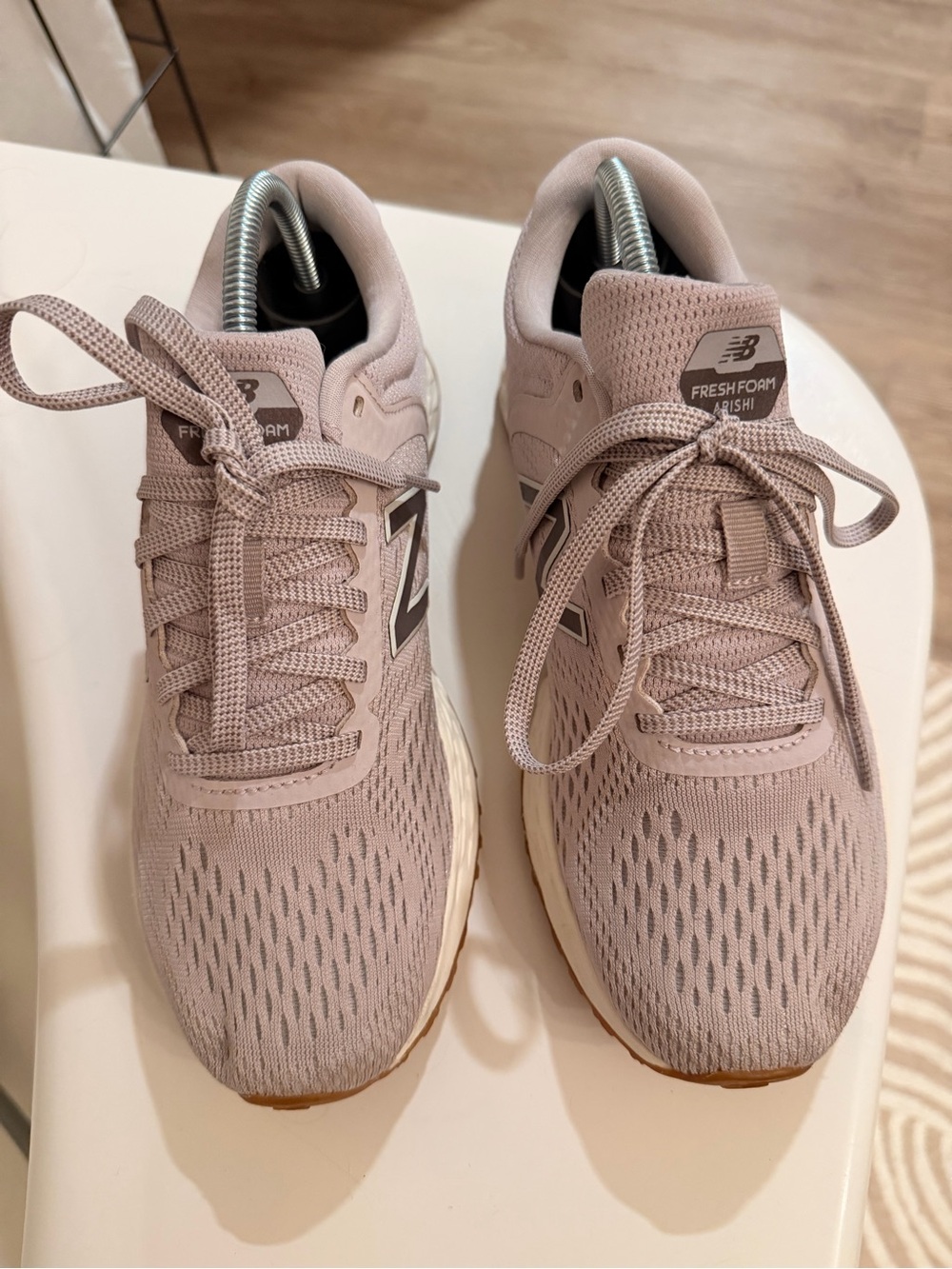 New Balance Women's Running Sneakers - Light Mauve size 7 - Picture 2 of 7